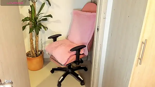 bruneettklaryss online show from 19, 1, 2025