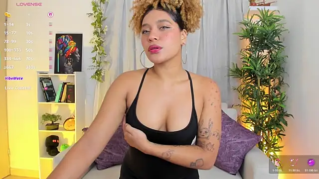 natty romanof 18 online show from 8, 7, 2026