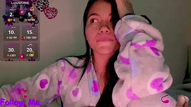 Snapshot of linda_alana chatting on 11, 12, 2024 linda alana online show from 11, 12, 2024