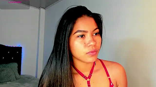 Snapshot of linda_alana chatting on 17, 10, 2025 linda alana online show from 17, 10, 2025