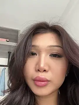 Mia Meow  online show from 17, 2, 2025