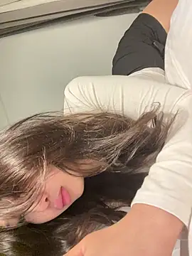 Mia Meow  online show from 17, 2, 2025