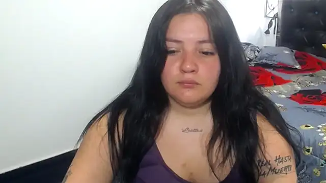 Snapshot of shopyymessyy chatting on 19, 12, 2024 shopyymessyy online show from 19, 12, 2024