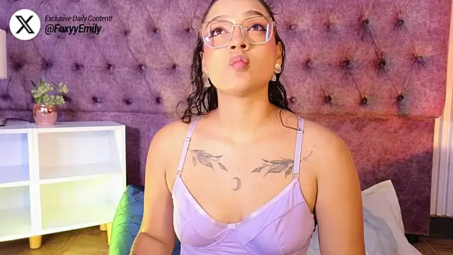 Snapshot of EMILYY_FOXY chatting on 19, 5, 2026 EMILYY FOXY online show from 19, 5, 2026