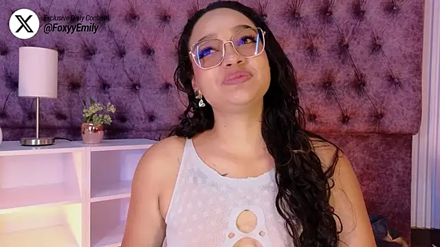 Snapshot of EMILYY_FOXY chatting on 21, 5, 2026 EMILYY FOXY online show from 21, 5, 2026