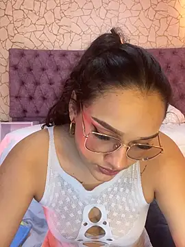 Snapshot of EMILYY_FOXY chatting on 13, 6, 2026 EMILYY FOXY online show from 13, 6, 2026