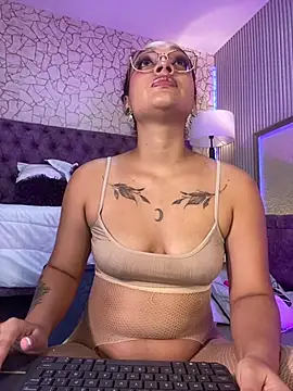 Snapshot of EMILYY_FOXY chatting on 15, 6, 2026 EMILYY FOXY online show from 15, 6, 2026