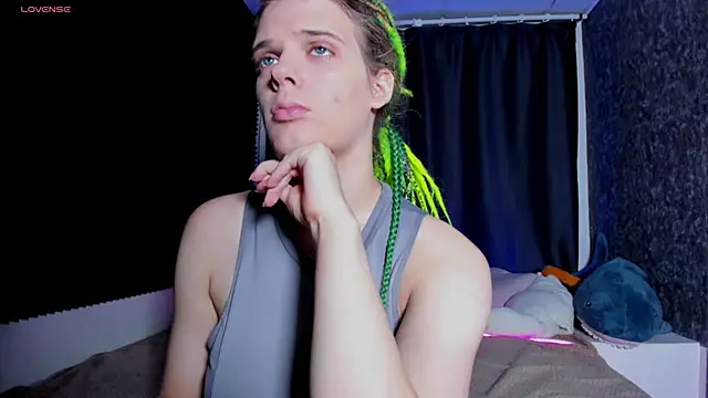 KIKI Krash online show from 25, 10, 2025