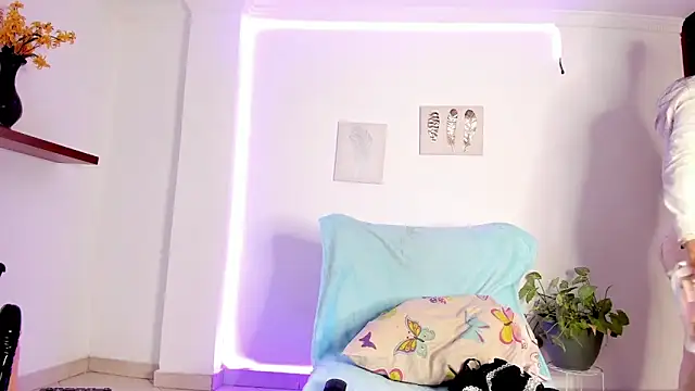 anniesweet- online show from 13, 11, 2025