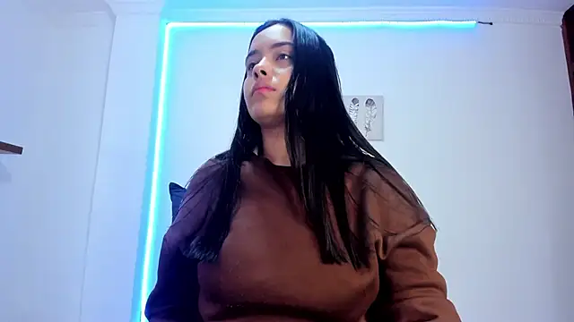 Snapshot of anniesweet- chatting on 7, 4, 2026 anniesweet- online show from 7, 4, 2026