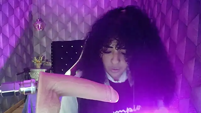 Snapshot of Sofiacowperx chatting on 28, 2, 2025 Sofiacowperx online show from 28, 2, 2025