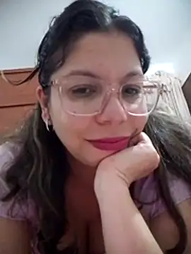 Carliina Soussa online show from 6, 4, 2026