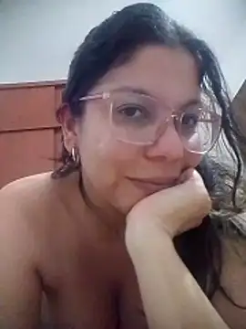 Carliina Soussa online show from 24, 4, 2026