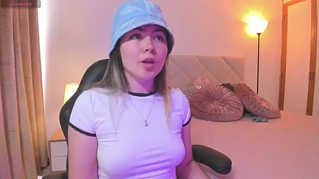 Lau Bee online show from 18, 3, 2025