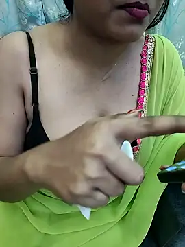 Cute Kritika online show from 4, 10, 2025