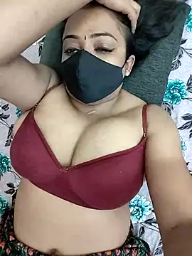 Cute Kritika online show from 7, 7, 2026