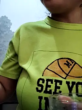 illay love online show from 9, 3, 2025