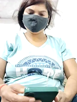 illay love online show from 24, 4, 2026