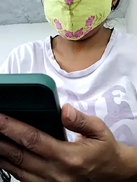 illay love online show from 27, 4, 2026