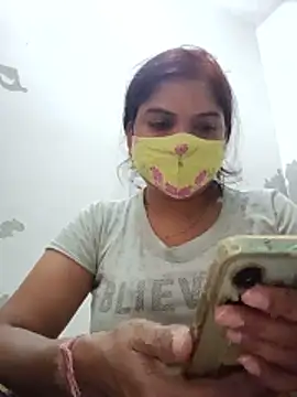 Snapshot of illay_love chatting on 2, 6, 2026 illay love online show from 2, 6, 2026
