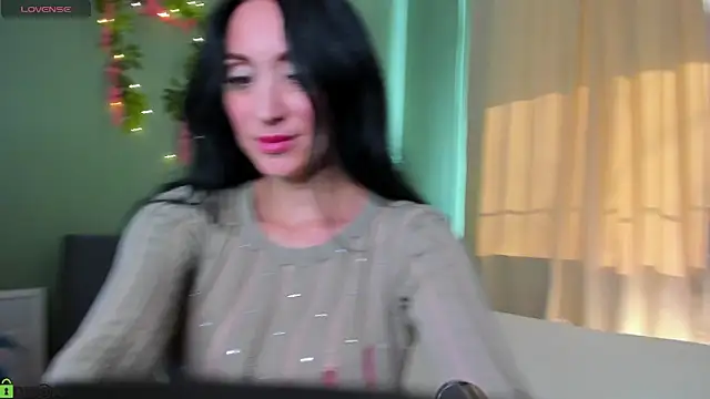 Margaret Clark  online show from 27, 4, 2026