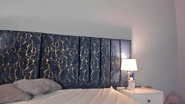 Sophia Lemos online show from 25, 10, 2025