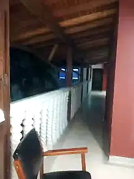 Adel Nesbiit online show from 5, 2, 2025