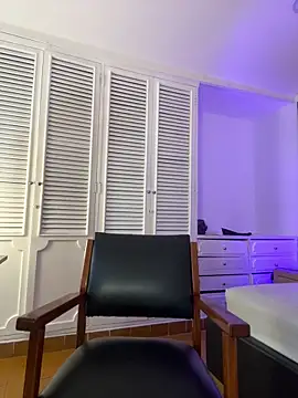 Adel Nesbiit online show from 18, 4, 2026