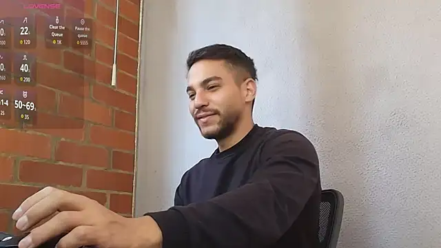 Leandro valenzuela online show from 8, 4, 2026