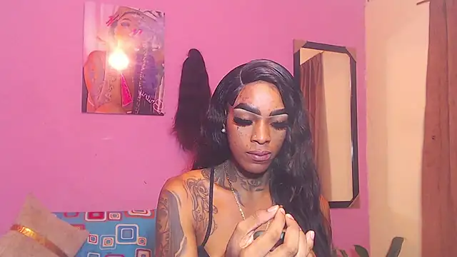 Snapshot of badgirls_cx chatting on 28, 11, 2025 badgirls cx online show from 28, 11, 2025