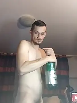 Crazzy Maiky online show from 4, 7, 2026