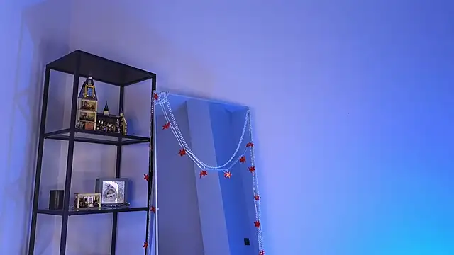 Snapshot of elfinvibes chatting on 6, 2, 2025 elfinvibes online show from 6, 2, 2025