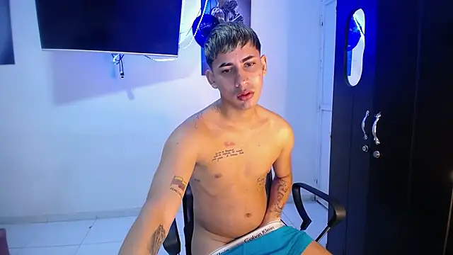 boy latino sex online show from 29, 10, 2025
