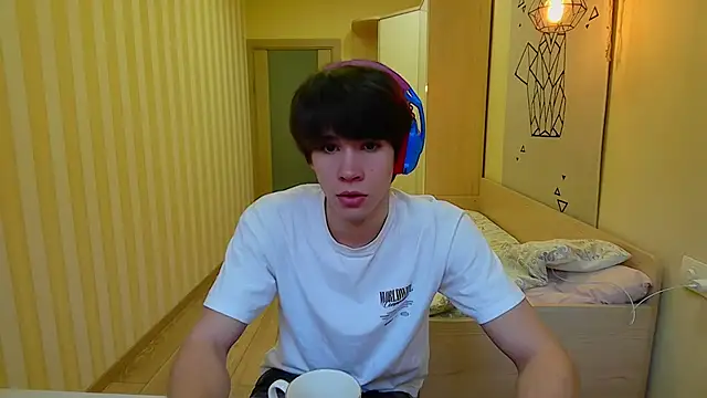 Snapshot of gayGamogey chatting on 5, 12, 2025 gayGamogey online show from 5, 12, 2025