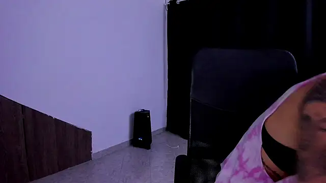 Charlee pink online show from 11, 9, 2025