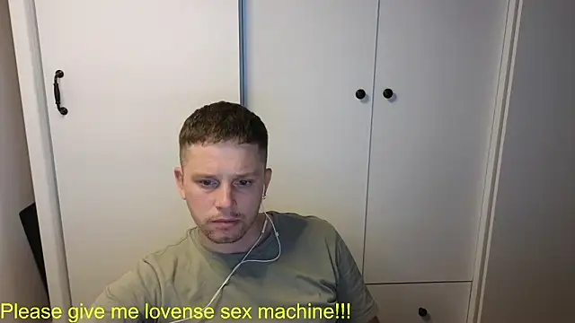 Snapshot of BigL0ve chatting on 22, 5, 2026 BigL0ve online show from 22, 5, 2026