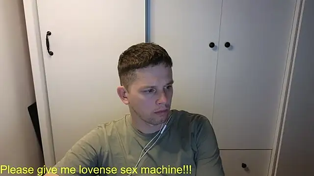 Snapshot of BigL0ve chatting on 30, 5, 2026 BigL0ve online show from 30, 5, 2026