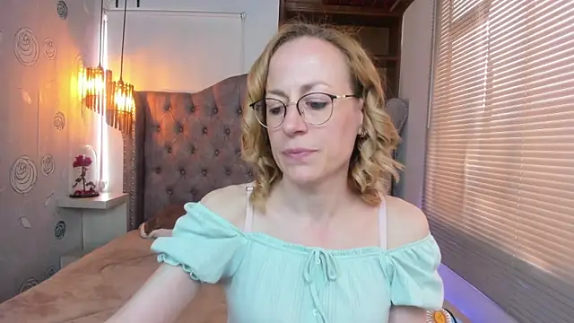 SammySanders online show from 28, 2, 2025