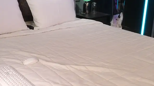 Ami Katana online show from 18, 2, 2025