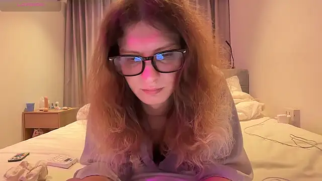 Alice Pinkhead online show from 26, 5, 2026