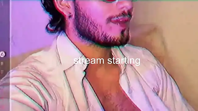 Nicholasrodrii online show from 13, 1, 2025