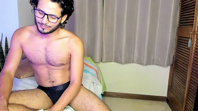 Nicholasrodrii online show from 23, 1, 2025