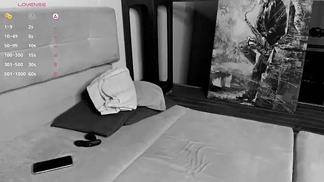 Nicholasrodrii online show from 7, 3, 2025