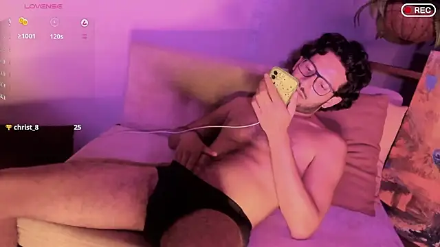 Nicholasrodrii online show from 22, 3, 2025