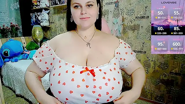 WhisperInTheDarkk online show from 8, 3, 2026