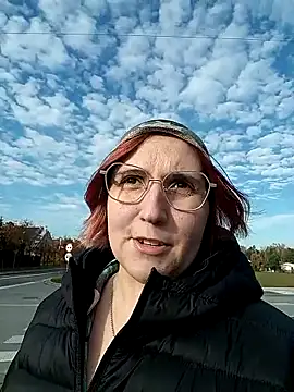 Snapshot of Marie1992PL chatting on 1, 11, 2025 Marie1992PL online show from 1, 11, 2025