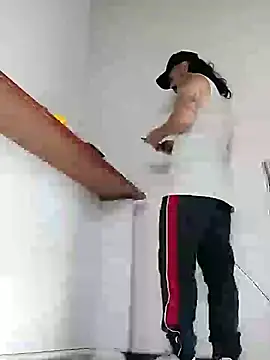 Snapshot of AndresSmith__ chatting on 3, 1, 2025 AndresSmith online show from 3, 1, 2025