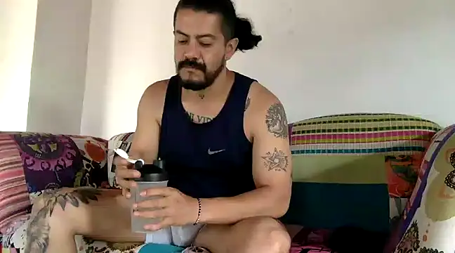 Snapshot of AndresSmith__ chatting on 6, 3, 2025 AndresSmith online show from 6, 3, 2025