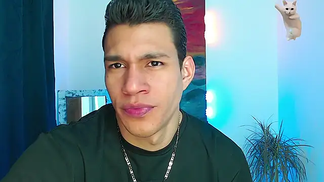 Snapshot of dirtyboy_23 chatting on 22, 3, 2025 dirtyboy 23 online show from 22, 3, 2025