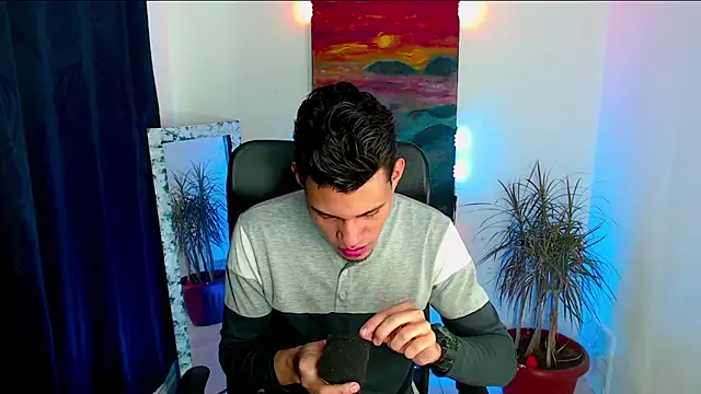 Snapshot of dirtyboy_23 chatting on 20, 9, 2025 dirtyboy 23 online show from 20, 9, 2025